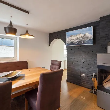 Haus Milan * Sankt Johann in Tirol