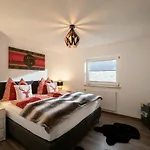 Haus Milan * Sankt Johann in Tirol